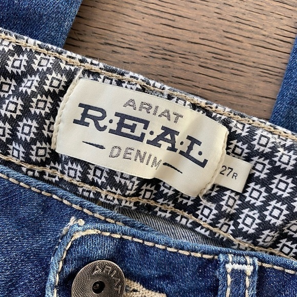 Ariat Real Denim Corey Perfect Rise Bootcut Jeans - Picture 9 of 12